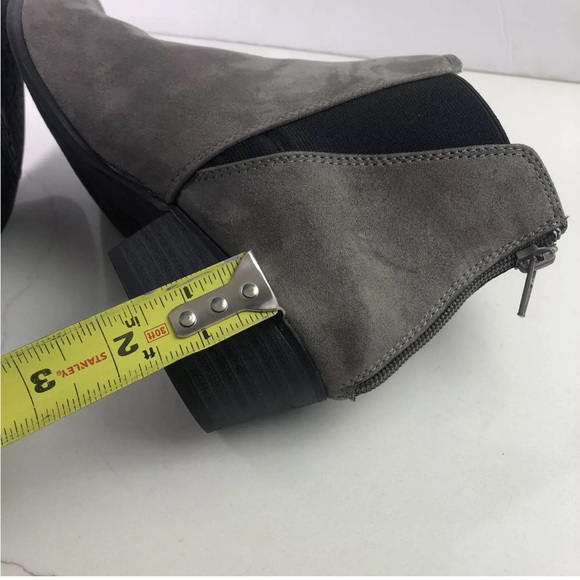 Esprit Tiffany Women’s Ankle Bootie’s Gray Suede Zipper- Low Heel Size 8.5 New - Picture 8 of 9